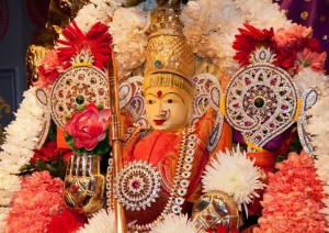 Goddess_Adi_Parashakthi_at_Parashakthi_Temple-300x212