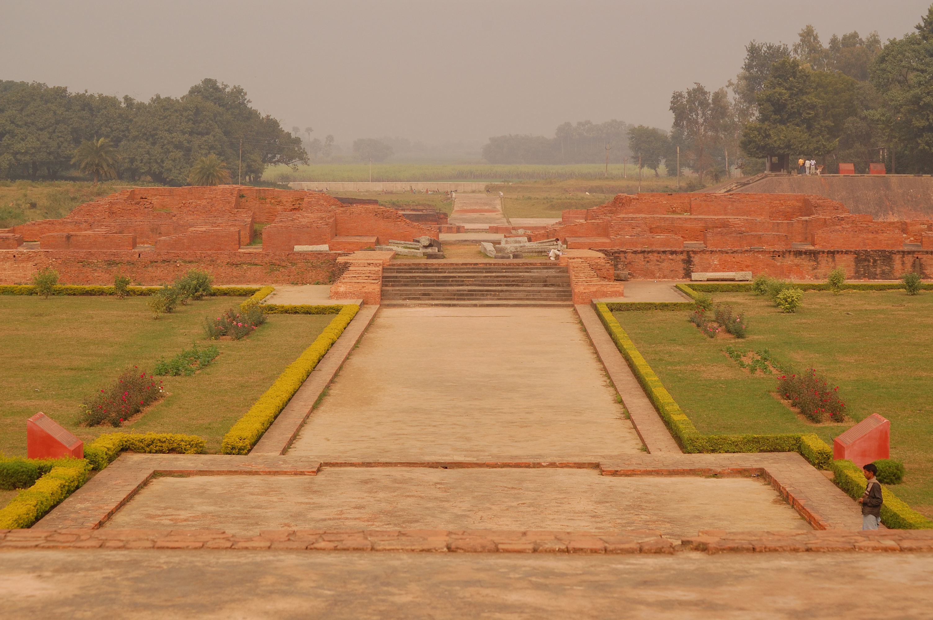 Uneven distributed land vasthu tips
